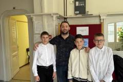 IMG-c991c09651d32fda46f2604b120578ec-V