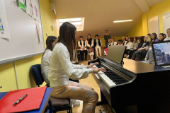 IMG-7eabaa2e235a9c1b35f5fb4d0837d49f-V