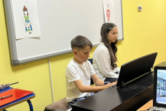 IMG-af14ccf373fed5567d93ddd65f715ca1-V