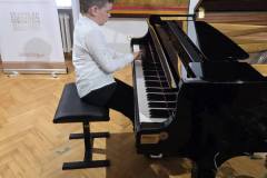 IMG-d7279bc1f718f2578ff90c8fed956304-V