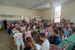IMG-306cedecc86a0f2d7bff0f0327b4c236-V
