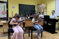 IMG-2f1053a0df81064b674e434aa6dc3059-V