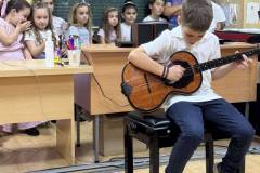 IMG-609254077d56efa477a531e0d1858b24-V
